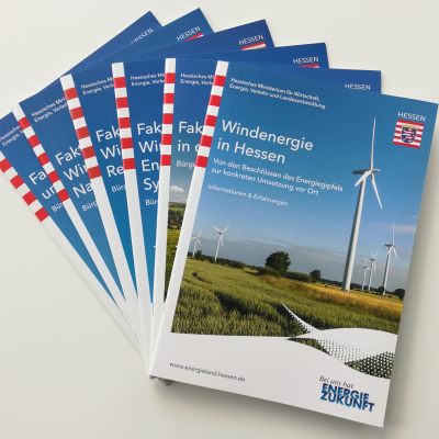 Fächer von FAktenpapieren des Bürgerforums